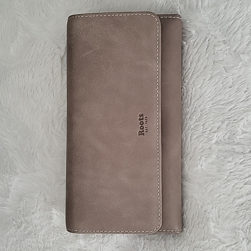 Roots Wallet